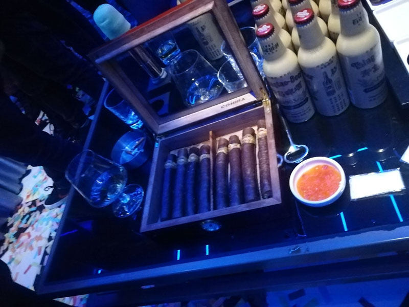 派对豆奶短视频下载设计